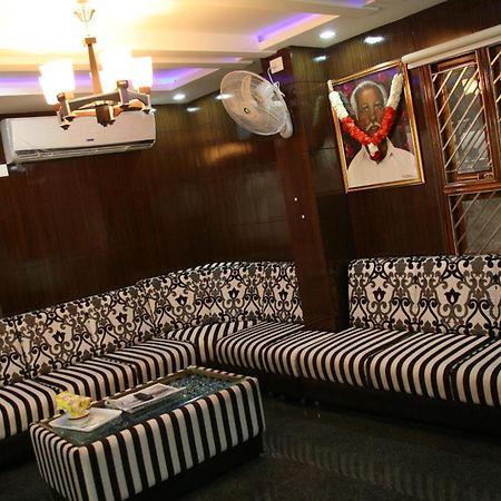 Kvp Inn Tirupati Kültér fotó