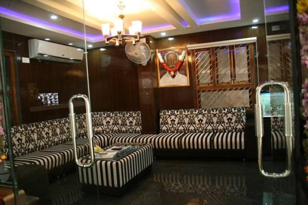 Kvp Inn Tirupati Kültér fotó