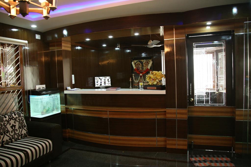 Kvp Inn Tirupati Kültér fotó