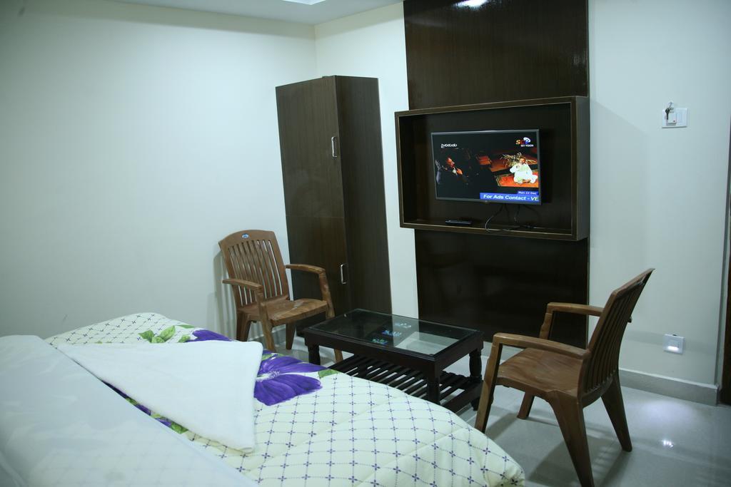 Kvp Inn Tirupati Kültér fotó