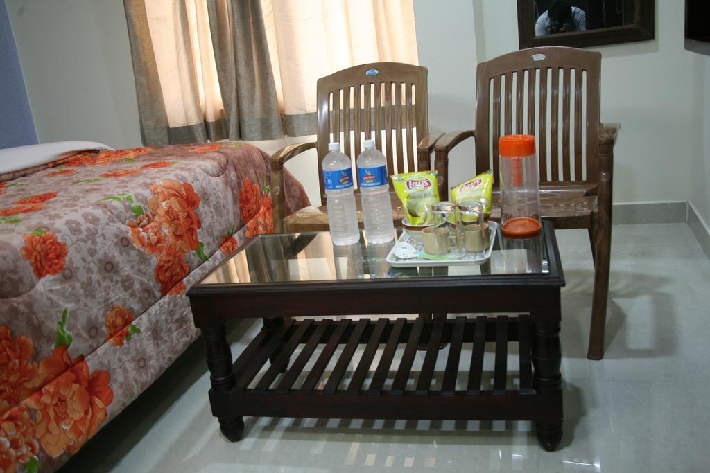 Kvp Inn Tirupati Kültér fotó